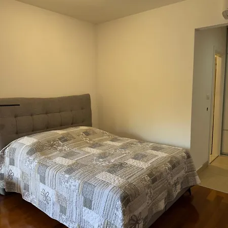 Daire Split Holiday Apartment